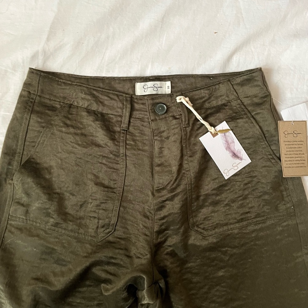 Y2K Jessica Simpson Metallic Capri’s
